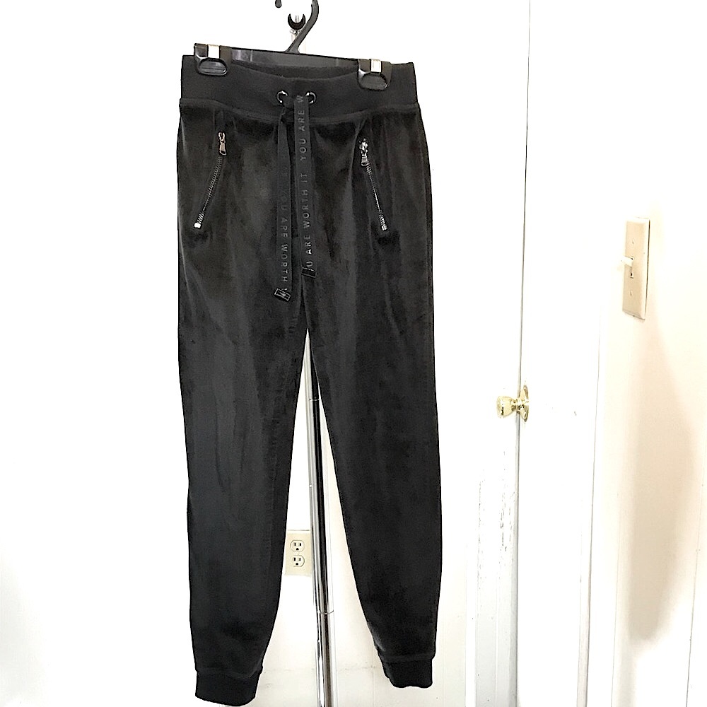 ☀️SALE☀️ Justice black zipper pocket joggers - Picture 2 of 11